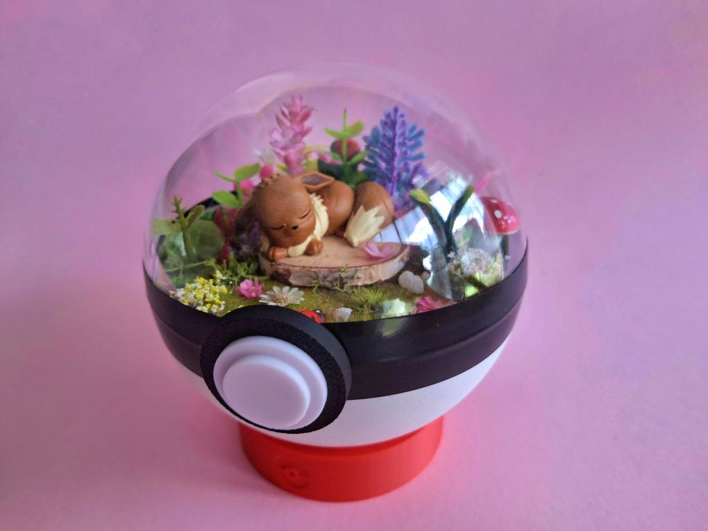 Pokébola artesanal - Lunnartt