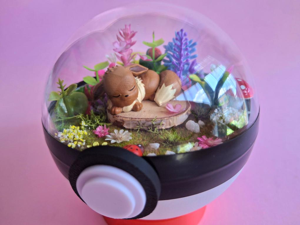Pokébola artesanal - Lunnartt